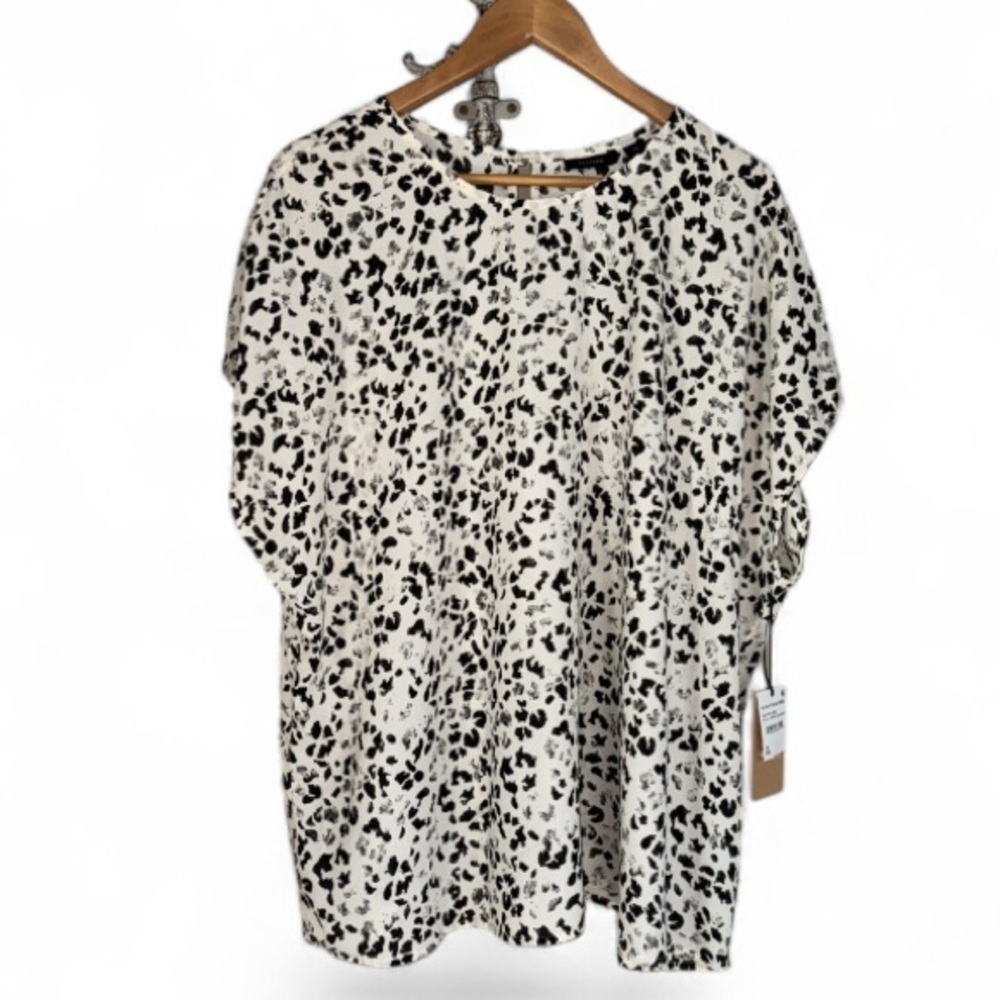 Halogen blouse polyester capped sleeve NEW abstract print 3X ivory black